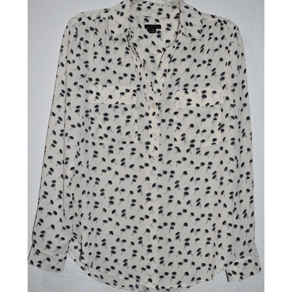 Ann Taylor XS Button Front Long Sleeve Blouse Lightweight PALMTREE print Pockets
